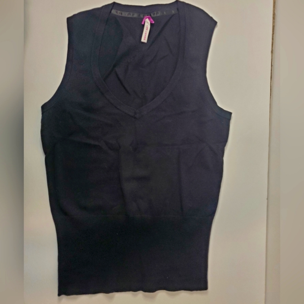 Smart Set Black V Neck Sweater Vest Size Medium